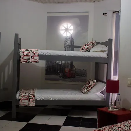 Hostal La Costena *