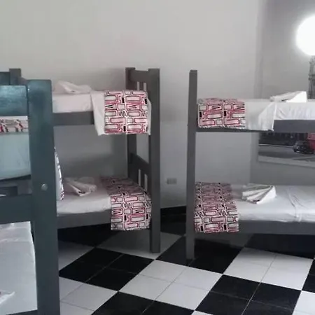 Hostal La Costena