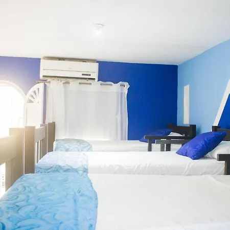 Hostal La Costena *